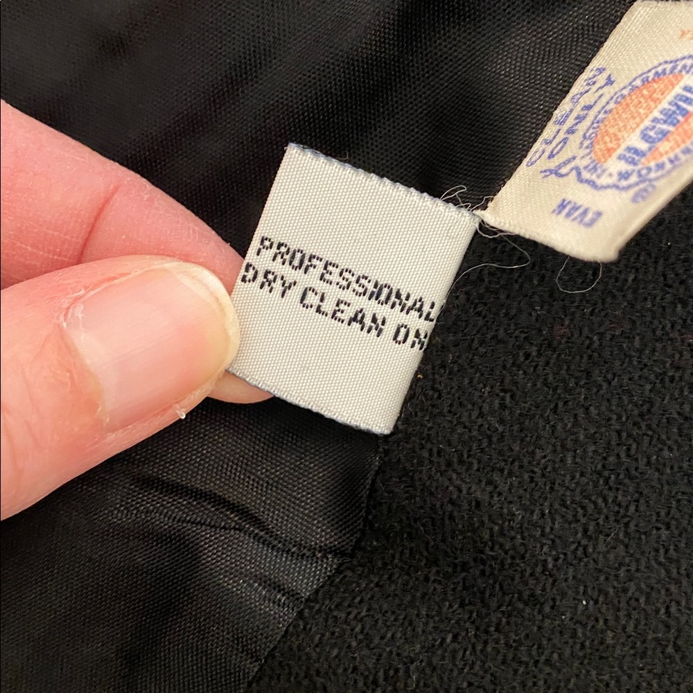 Evan-Picone Wool Suit - Picture 6 of 15